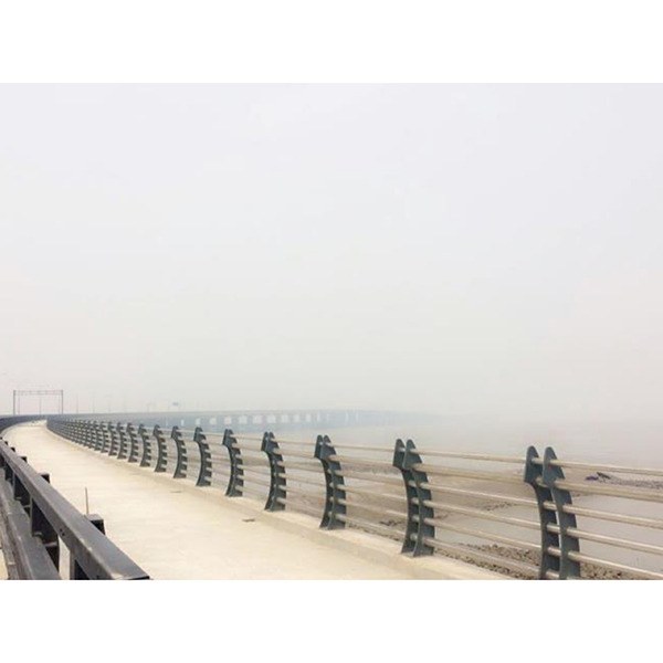 道路、橋梁不銹鋼復(fù)合管15.jpg